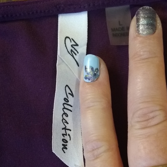*5/$25* NY Collection purple velvet mosiac top - Picture 3 of 4